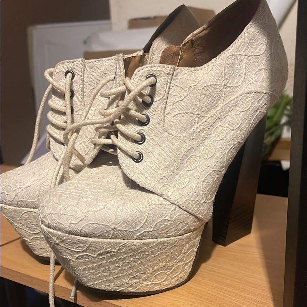 Elegant Cream Platform Lace-Up Heels